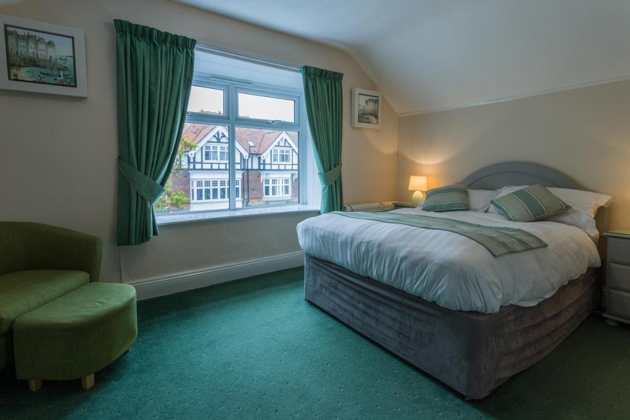 Relax At Rosscourt Guest House-Free On Site Parking (Adults Only) Bournemouth Exteriör bild