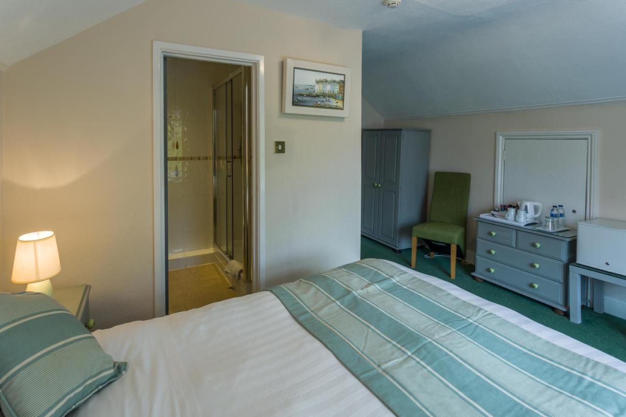 Relax At Rosscourt Guest House-Free On Site Parking (Adults Only) Bournemouth Exteriör bild