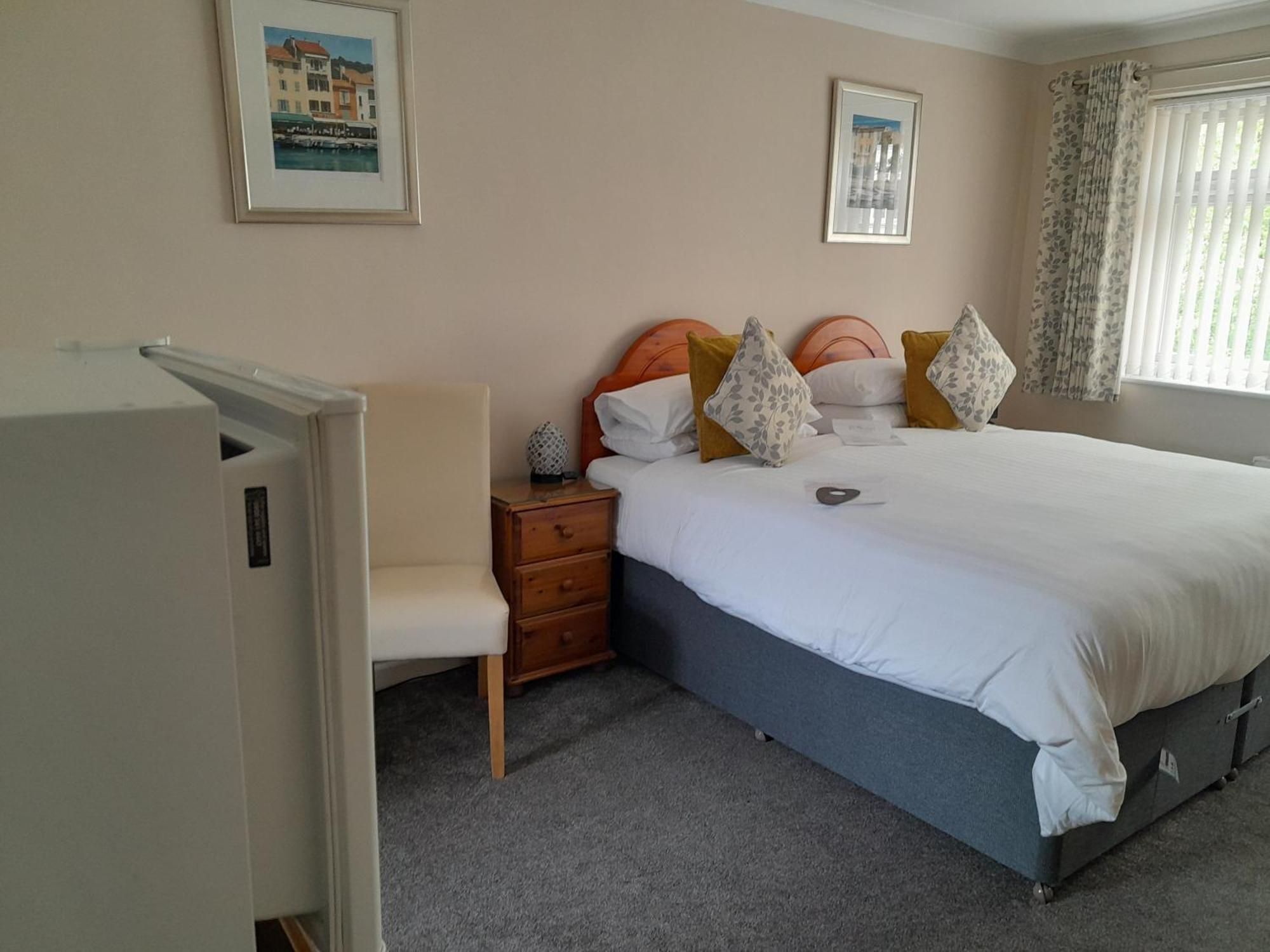 Relax At Rosscourt Guest House-Free On Site Parking (Adults Only) Bournemouth Exteriör bild