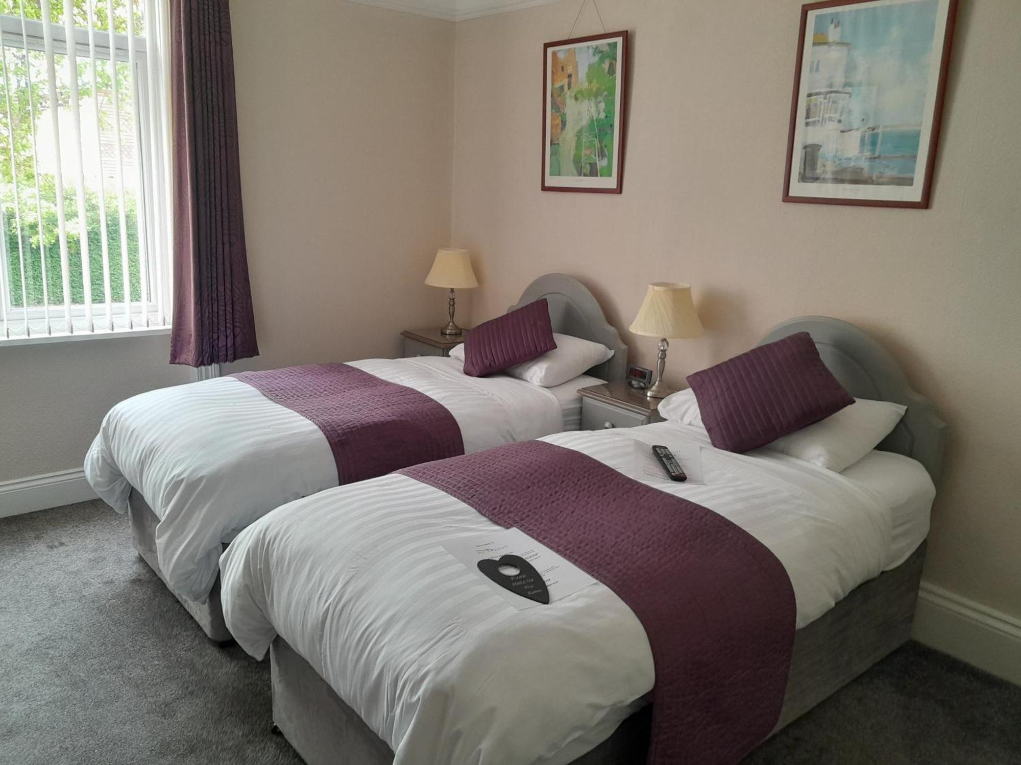 Relax At Rosscourt Guest House-Free On Site Parking (Adults Only) Bournemouth Exteriör bild