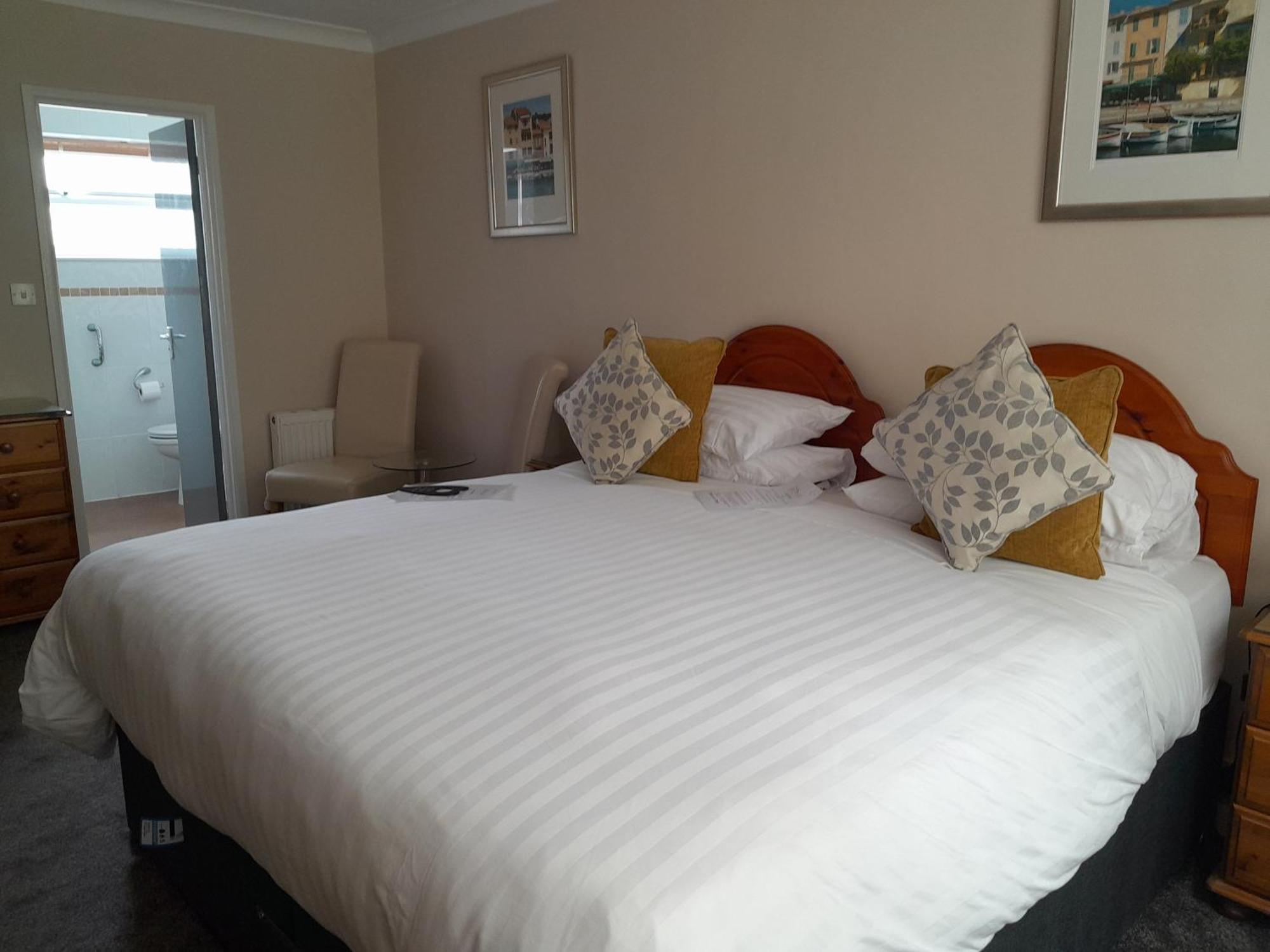 Relax At Rosscourt Guest House-Free On Site Parking (Adults Only) Bournemouth Exteriör bild