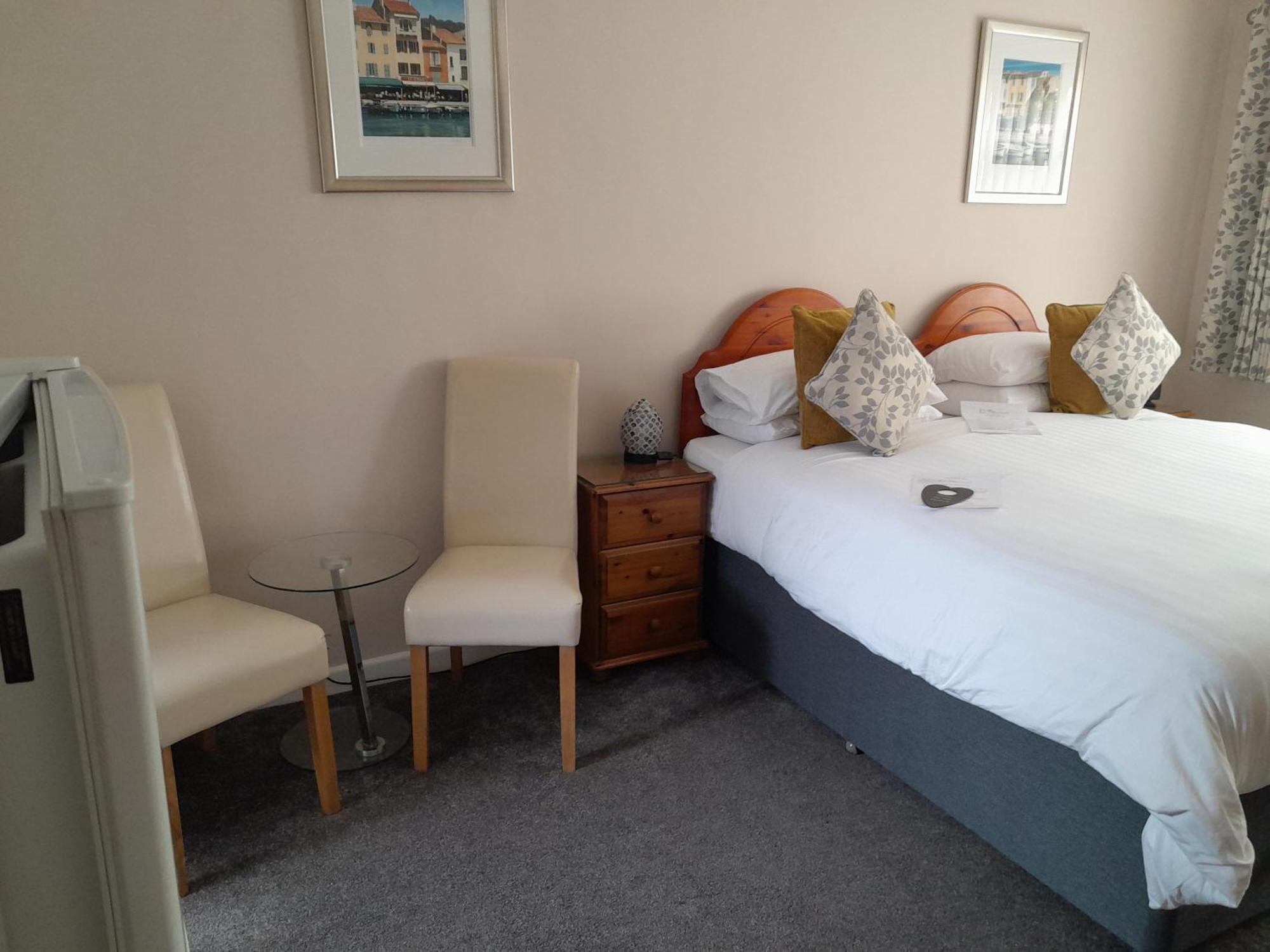 Relax At Rosscourt Guest House-Free On Site Parking (Adults Only) Bournemouth Exteriör bild