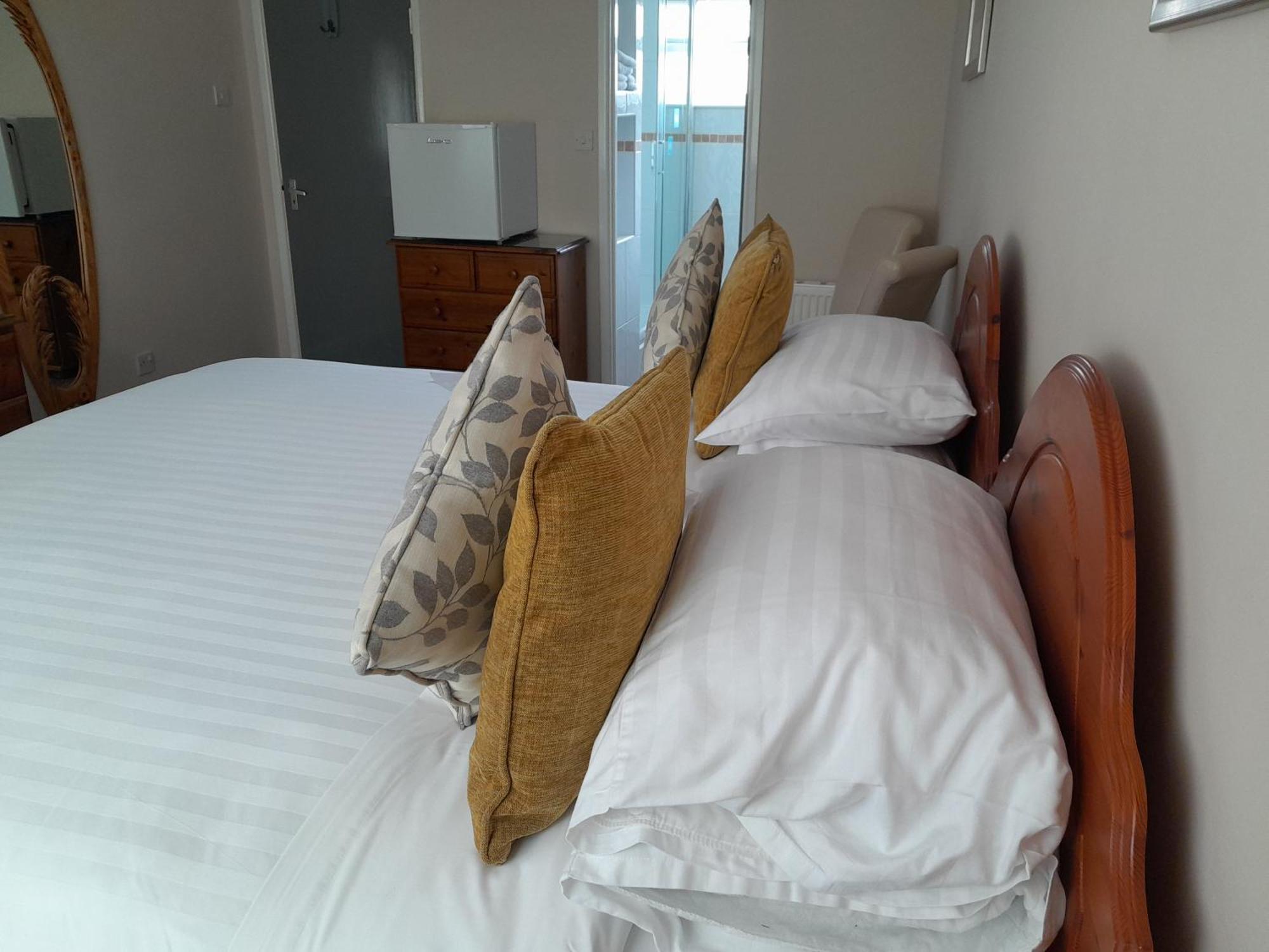 Relax At Rosscourt Guest House-Free On Site Parking (Adults Only) Bournemouth Exteriör bild