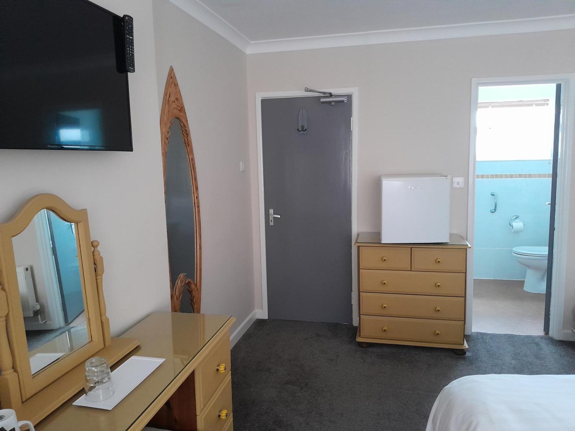 Relax At Rosscourt Guest House-Free On Site Parking (Adults Only) Bournemouth Exteriör bild