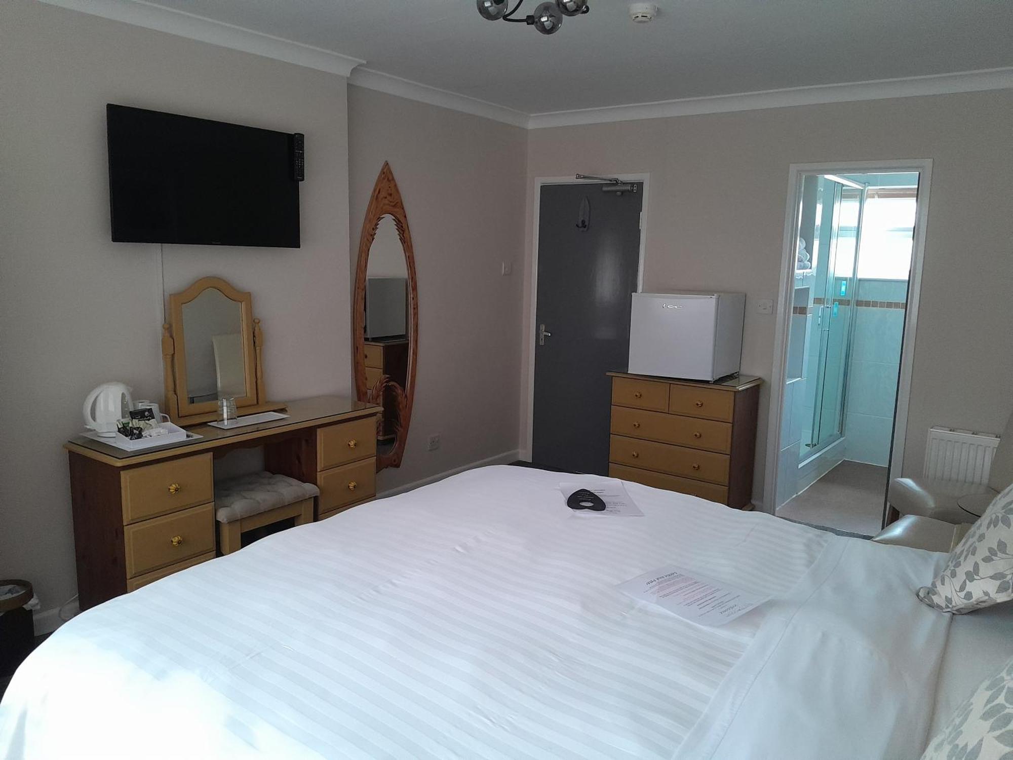 Relax At Rosscourt Guest House-Free On Site Parking (Adults Only) Bournemouth Exteriör bild