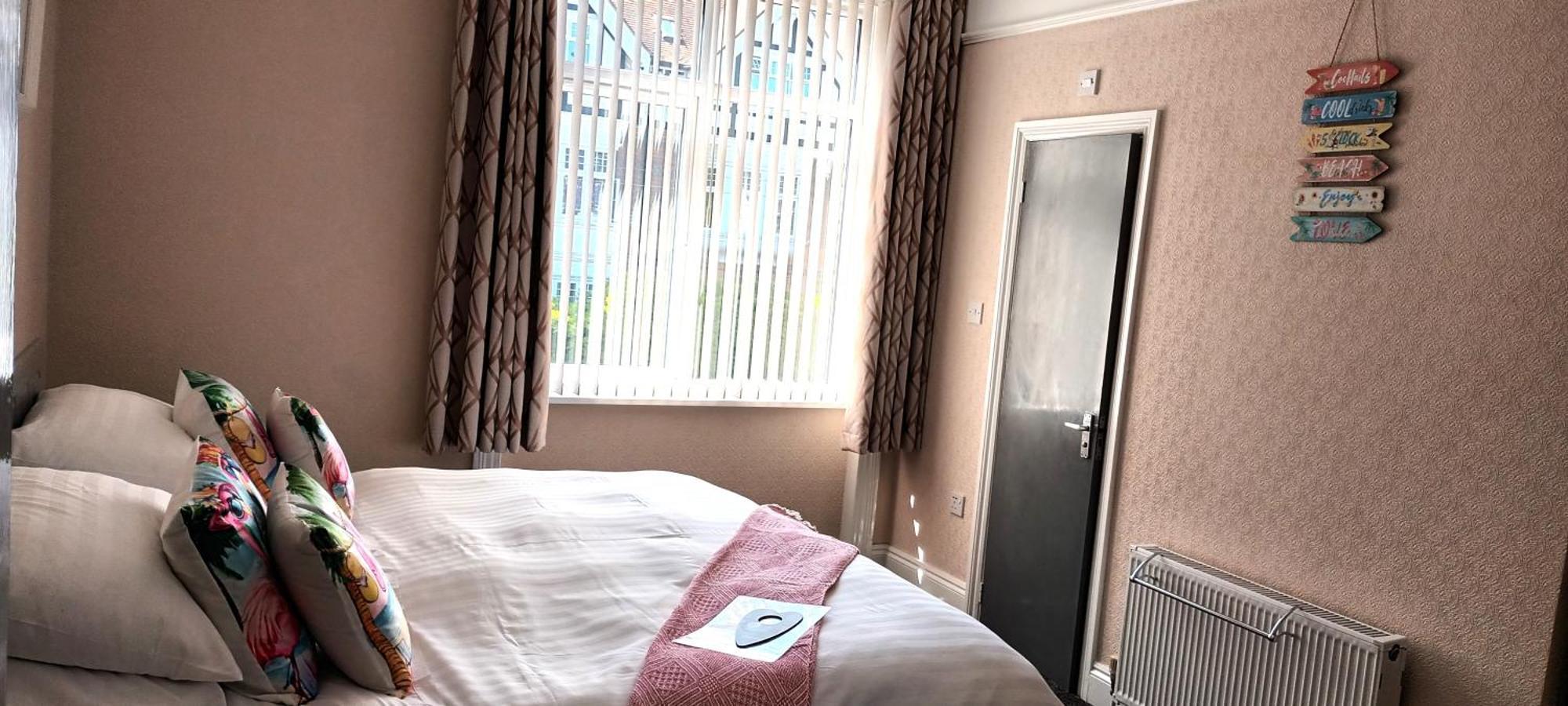 Relax At Rosscourt Guest House-Free On Site Parking (Adults Only) Bournemouth Exteriör bild