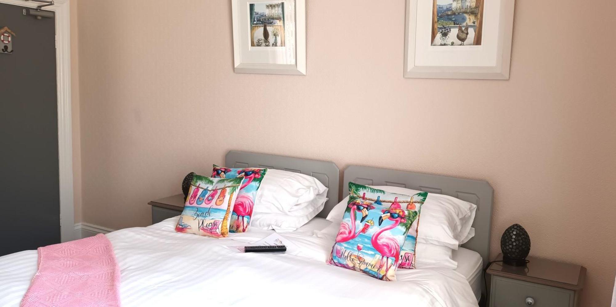 Relax At Rosscourt Guest House-Free On Site Parking (Adults Only) Bournemouth Exteriör bild