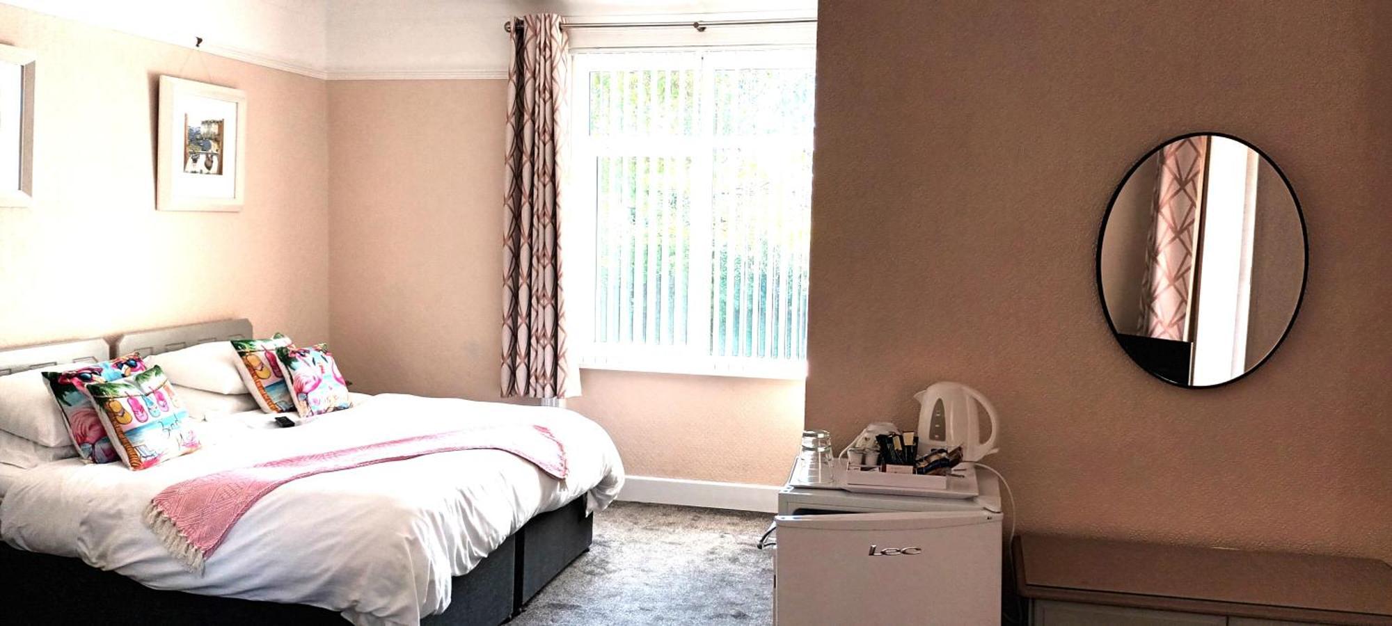 Relax At Rosscourt Guest House-Free On Site Parking (Adults Only) Bournemouth Exteriör bild